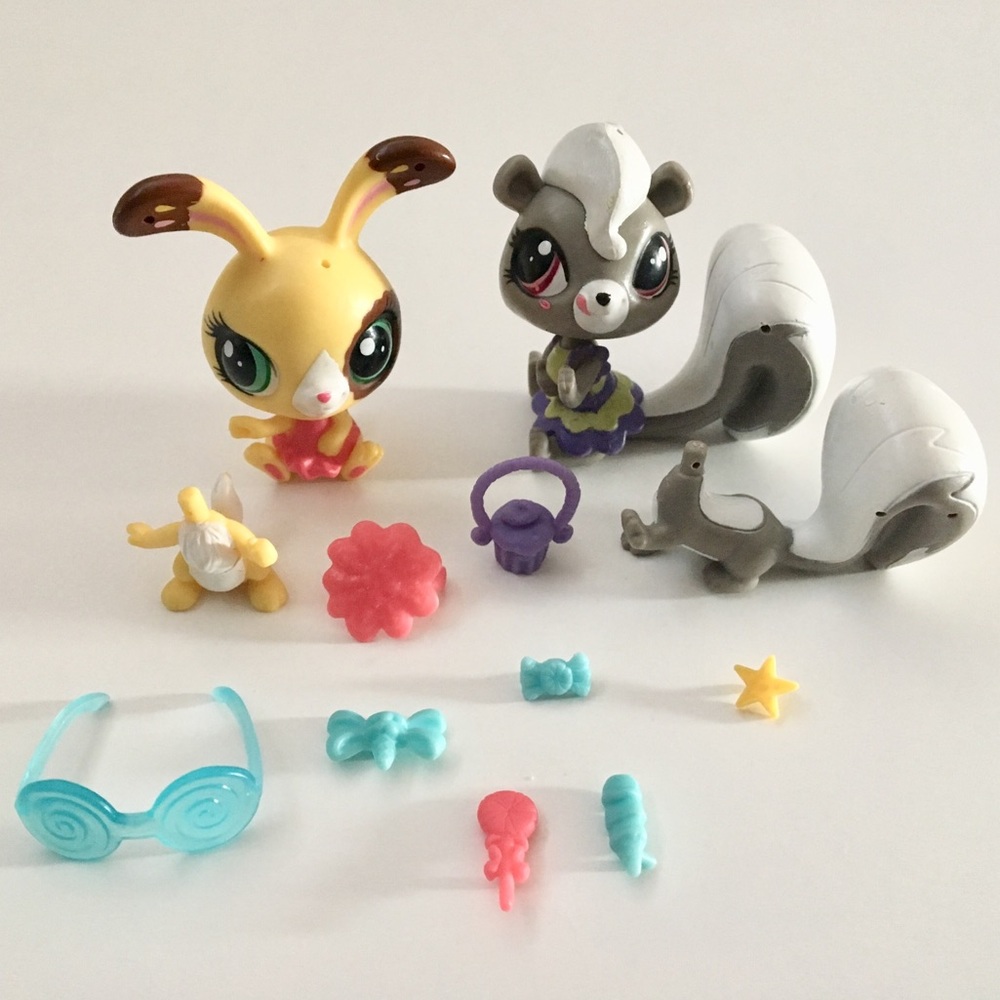 LPS Buttercream Bunny and Skunk Friend